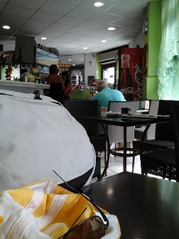 0 massa sosta in un bar